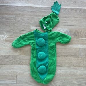 Baby Sweet Pea / Pea Pod Halloween Costume 0-6 mo